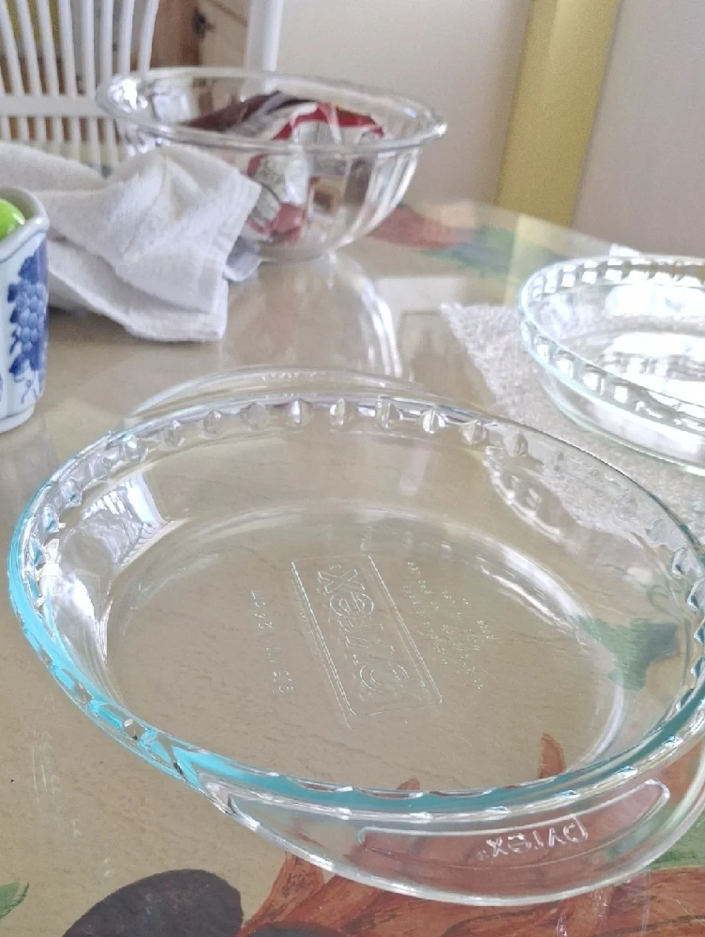 Pyrex Vintage Clear Glass Round Pie Dish with Handles